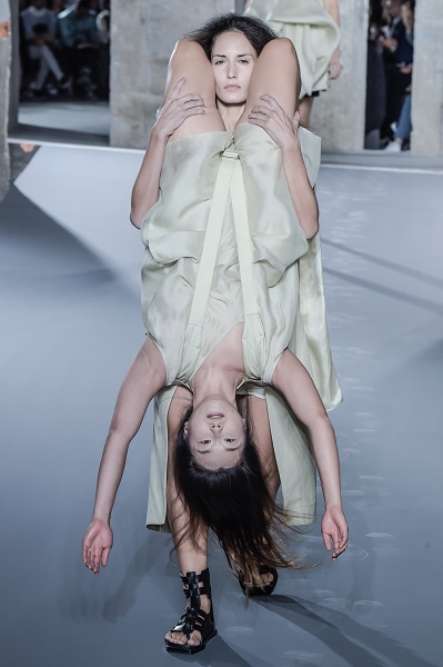 https://www.rickowens.eu/en/